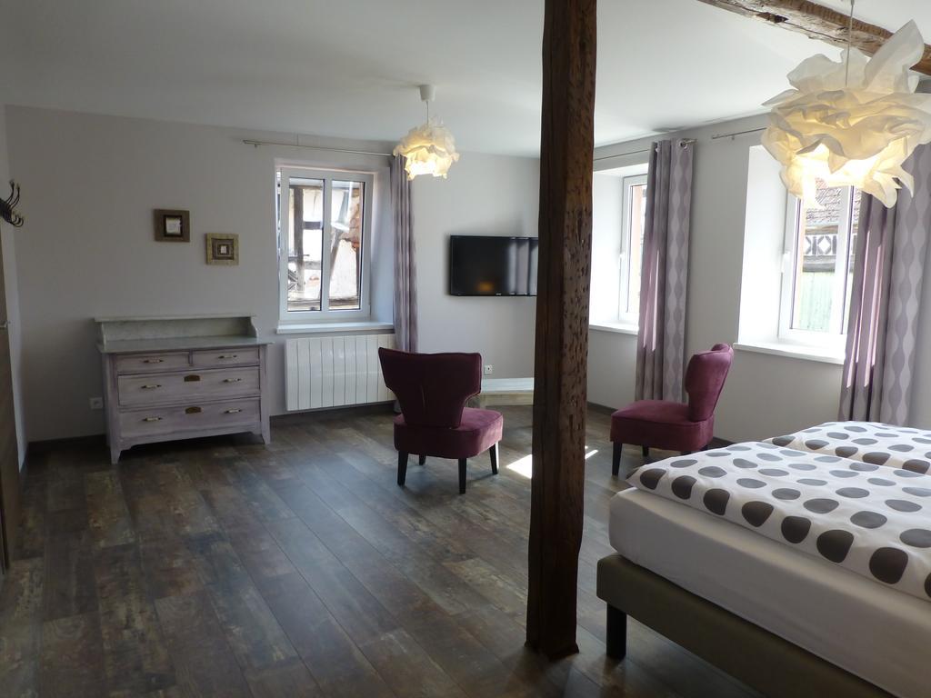 Bed and Breakfast L’Été en Novembre à Kirrwiller Chambre photo